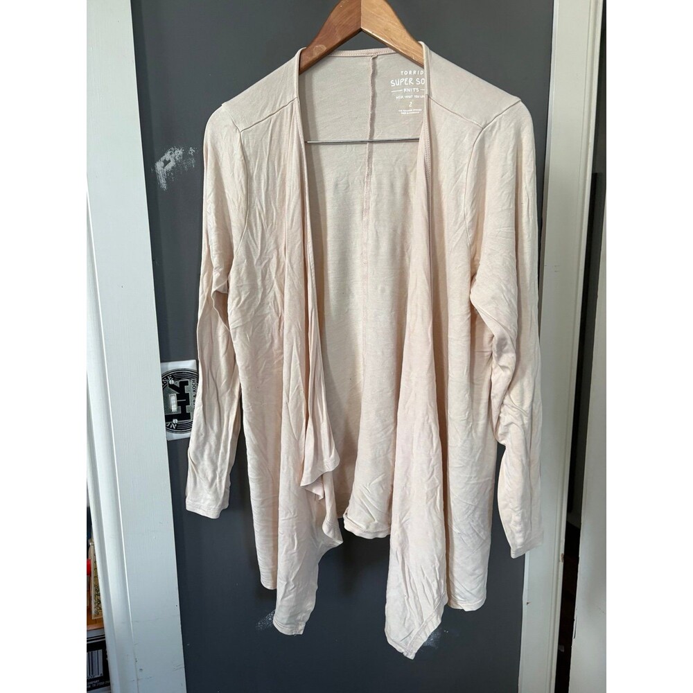 Torrid size 2 pink super soft light weight cardigan